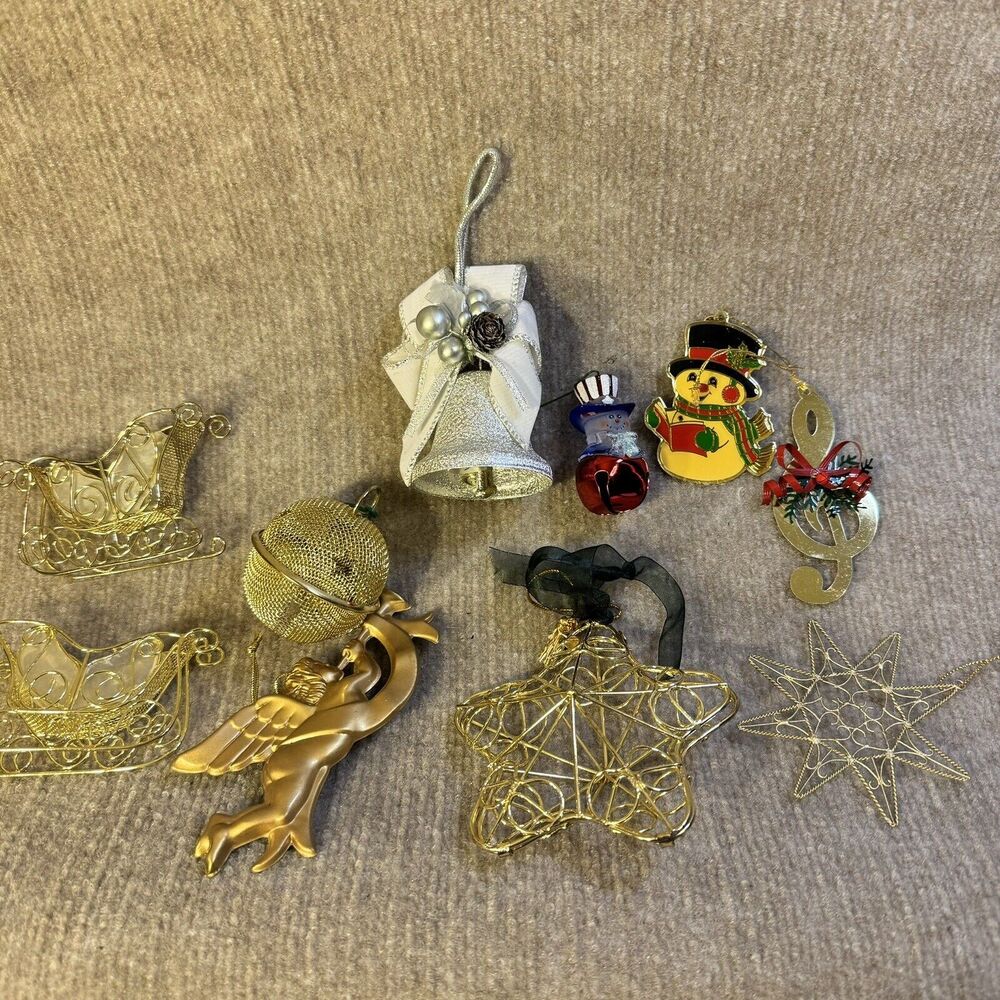 Vintage Twisted Gold color‎ Metal Wire and solid metal Christmas Ornaments (10)